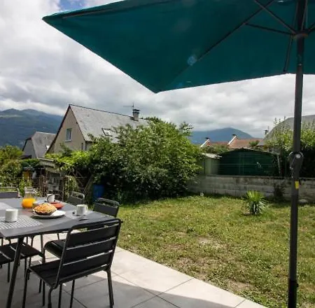 Gite L'Angelique Fleurs Des Pyrenees Argelès-Gazost Buitenkant foto